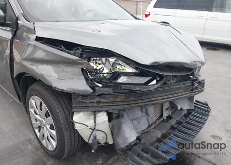 2016 Nissan Sentra Fe+ S/S/Sl/Sr/Sv z USA, uszkodzony, nr VIN 3N1AB7AP8GY279414